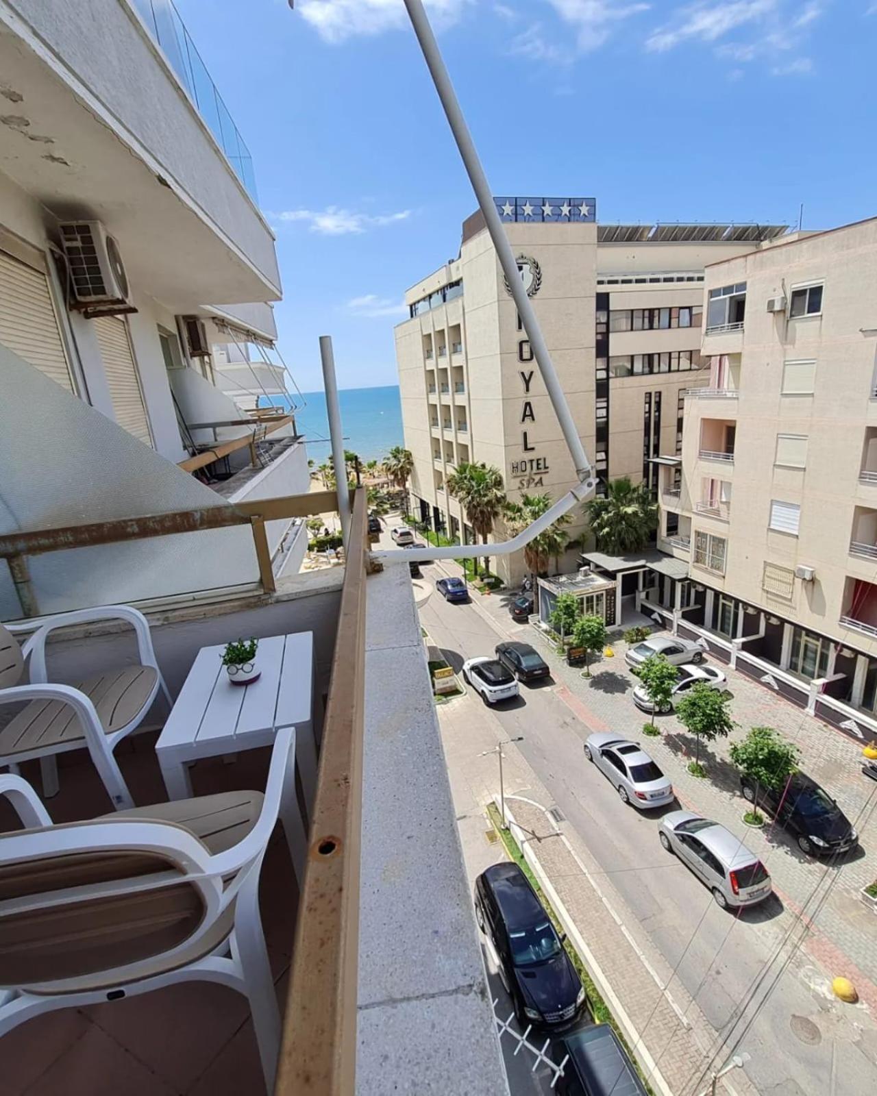 Sara-El Seaside Apartment Durrës Exterior foto